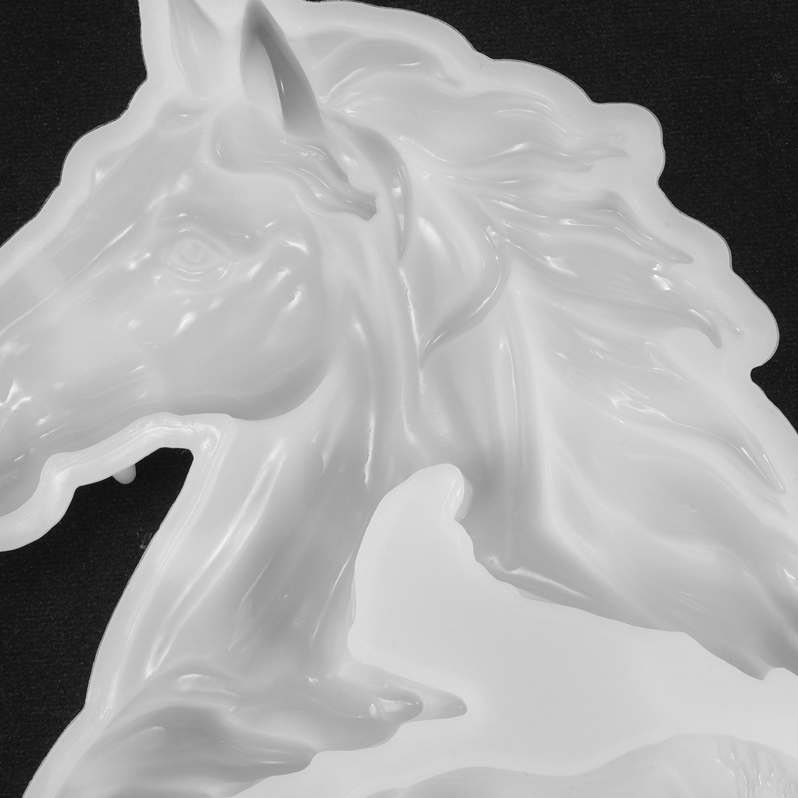 قالب سيليكون أبيض لصب تماثيل ا - مراجعة Art Craft Horse وسعره